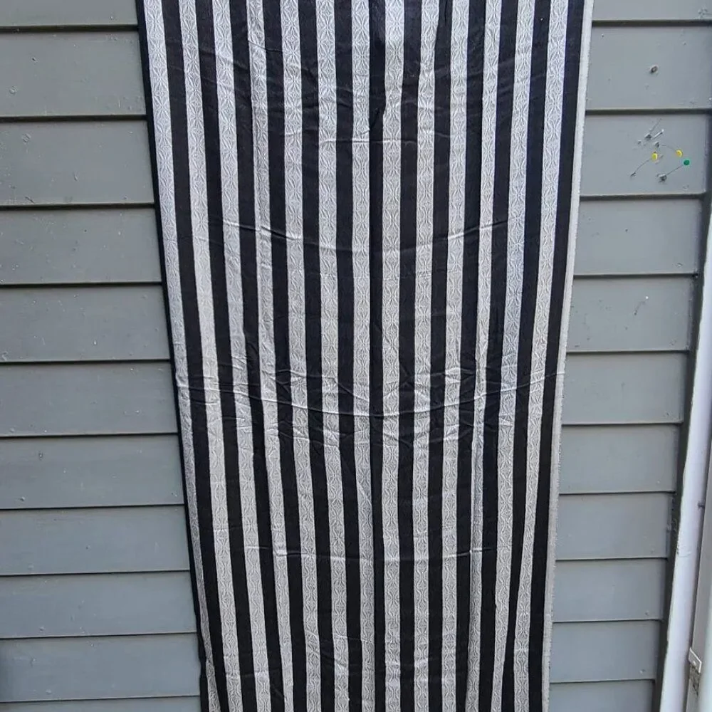 100% Cashmere Pashmina in Silver and Black